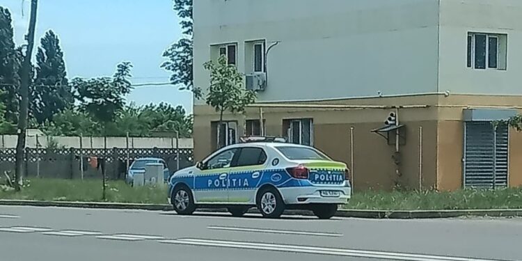 Politie pe Sos. Rm. Sarat
