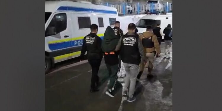 ARESTAȚI PENTRU TULBURAREA ORDINII ȘI LINIȘTII PUBLICE ȘI LOVIREA SAU ALTE VIOLENȚE