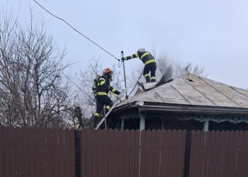 Incendiu locuință Măxineni