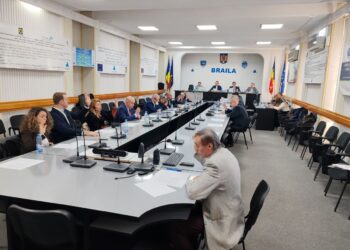 Consilierii locali au aprobat 204.400 lei pentru elevii merituoși ai Brăilei