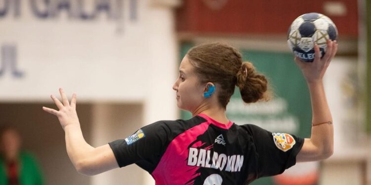 Brăileanca Miruna Baldovin convocată la acțiunile lotului național al junioarelor I de handbal feminin