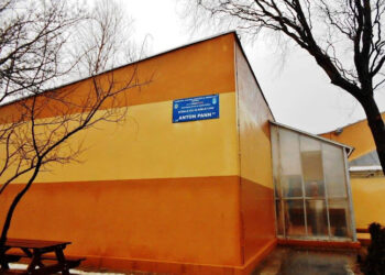 Masă caldă, în regim catering, pentru preșcolarii și elevii de la Şcoala Gimnazială „Anton Pann”