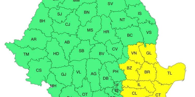 Meteorologii anunţă precipitaţii în cea mai mare parte a ţării şi intensificări ale vântului