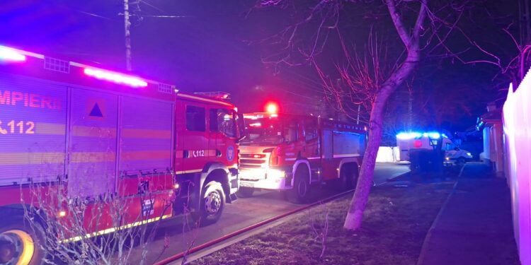 Bărbat decedat în urma unui incendiu în cartierul Lacu Dulce