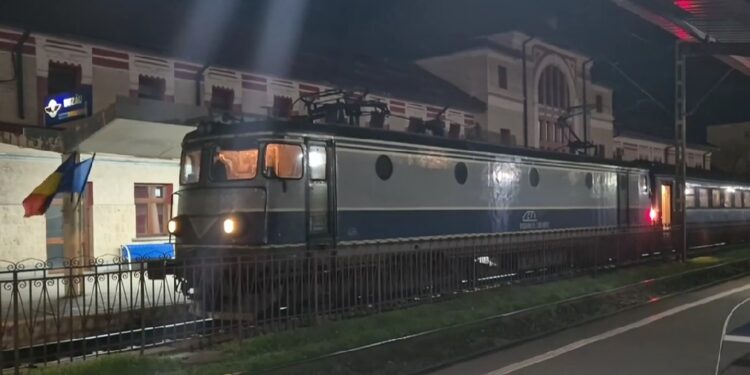 Trafic feroviar blocat în Gara Buzău, pe fondul producerii unui accident