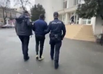 ar fi lovit cu o șipcă din lemn în zona feței un minor de 16 ani, din comuna Movila-Miresii