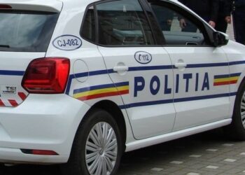 Agresat în baia liceului de un alt elev