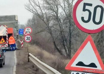 Restricții de circulație pe podul peste râul Siret, în zona Șendreni