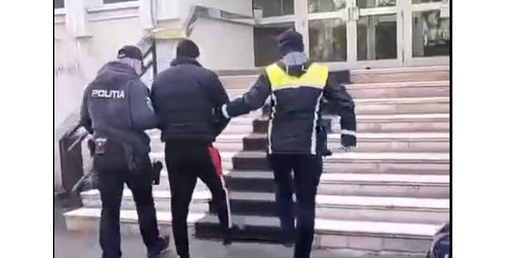 Bărbat din Zăvoaia arestat preventiv după ce a întreținut raporturi sexuale cu o minoră de 14 ani