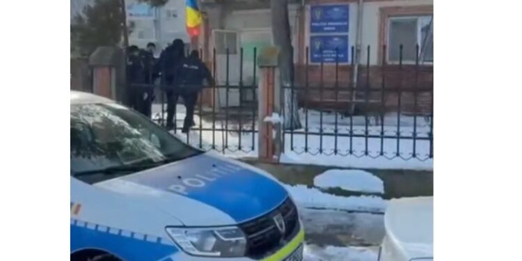 MANDAT DE EXECUTARE A PEDEPSEI ÎNCHISORII PUS ÎN APLICARE DE POLIȚIȘTI