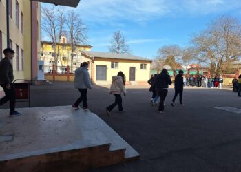 Exercițiu de simulare a unui incendiu la Liceul Tehnologic „Anghel Saligny” Brăila