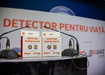 Prevenția salvează vieți: încă 10.000 de detectoare de fum și CO ajung la familiile din România