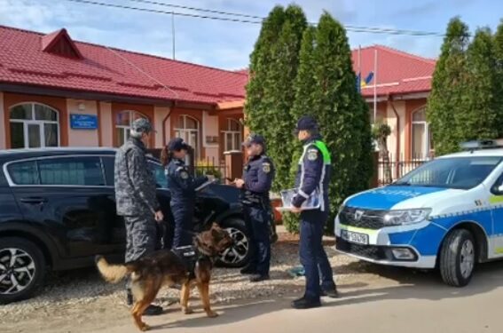 Întâlnire a polițiștilor cu elevii și cadrele didactice din cadrul Școlii Profesionale „Emil Drăgan” Grădiștea