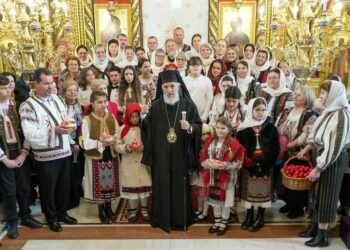 Comuniune și solidaritate în a doua zi de Paște, la Catedrala „Nașterea Domnului” din Brăila