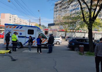 O femeie a decedat în plină stradă