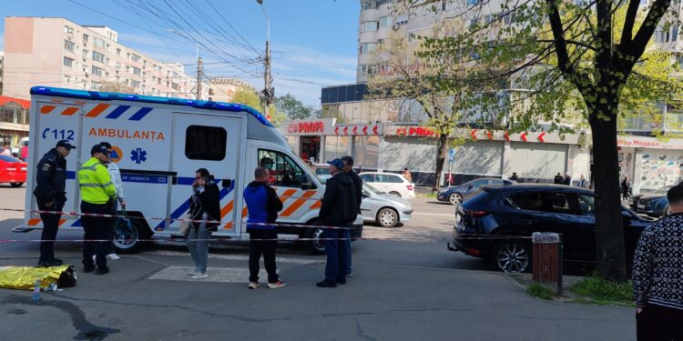 O femeie a decedat în plină stradă