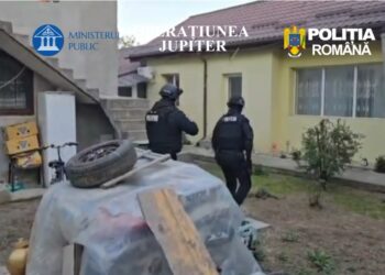 Mandate de percheziție domiciliară puse în aplicare de polițiștii Serviciului de Investigare a Criminalității Economice Galați, în cadrul operațiunii Jupiter