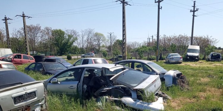 Garda de Mediu Braila a depistat o activitate ilegală de gestionare a vehiculelor scoase din uz în localitatea Silistraru