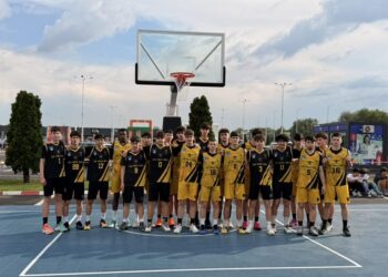 Vineri, la Brăila Mall, a avut loc deschiderea oficială a evenimentului de baschet 3×3 organizat în parteneriat cu ACS Cuza Pirates Brăila