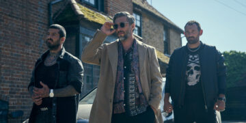 „FUZE: Diversiune explozivă” — un thriller britanic cu actori celebri din mai multe țări — reunește un trio de succes: David Mackenzie (regizor), Giles Nuttgens (imagine) și Tony Doogan (coloana sonoră)