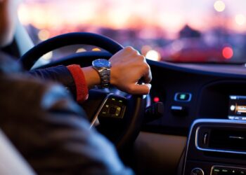 Nereguli constatate de ITM Brăila în domeniul transportului alternativ
