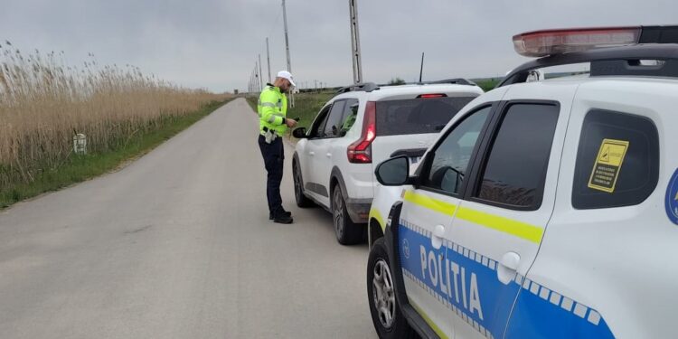 Polițiștii rutieri au aplicat 88 de sancțiuni contravenționale și au reținut 7 permise de conducere