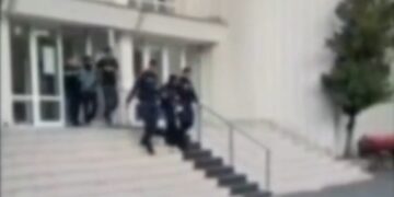 Trei indivizi acuzați de tentativă de tâlhărie calificată asupra unei femei din Ciocile