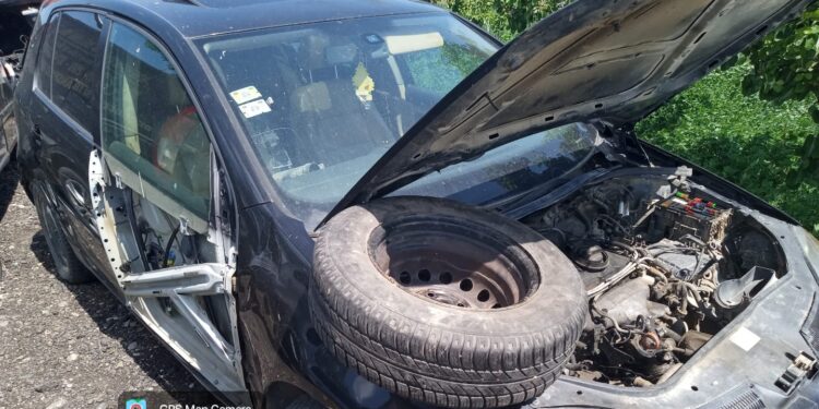 Dezmembrări auto