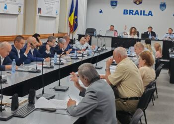 Consiliul Local a aprobat în unanimitate premierea campionilor mondiali la robotică: 525.000 de lei pentru echipa „Velocity” de la Colegiul Murgoci