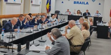 Consiliul Local a aprobat în unanimitate premierea campionilor mondiali la robotică: 525.000 de lei pentru echipa „Velocity” de la Colegiul Murgoci