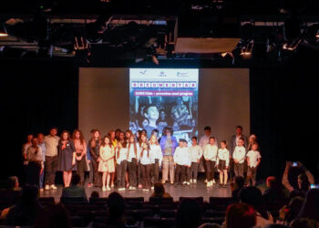 Premiera documentarului „CODE Kids – povestea unui progres” realizat de Fundația PROGRESS a avut loc în prezența a peste 100 de invitați și 22 de copii din 3 biblioteci rurale