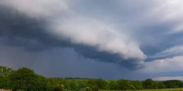 Instabilitate atmosferică accentuată până vineri seara