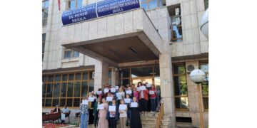 Protest la Casa Județeană de Pensii din Brăila. Angajații sunt nemulțumiți de noua lege a salarizării