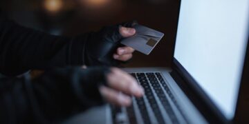 preveni fraudele informatice