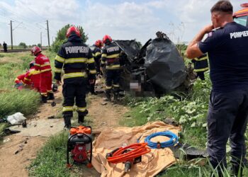 Accident feroviar soldat cu decesul a două persoane