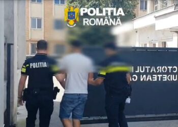 Tânăr reținut după ce ar fi furat mașina unui client de la o spălătorie auto și ar fi condus-o fără permis