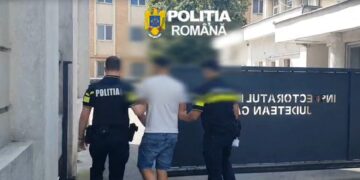 Tânăr reținut după ce ar fi furat mașina unui client de la o spălătorie auto și ar fi condus-o fără permis