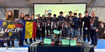 Sprijin pentru crearea unui nou robot de către campionii mondiali de la „Murgoci”. Nimic despre premierea elevilor care au compus echipa Velocity