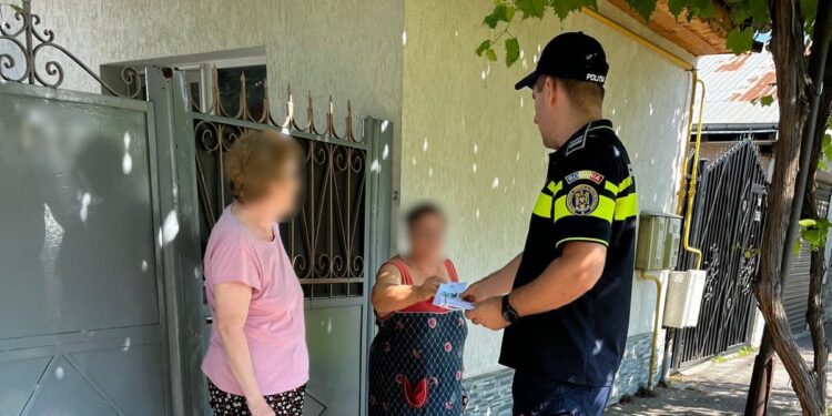 Acțiune de informare a cetățenilor privind obligațiile ce le revin în calitate de deținători de animale de companie