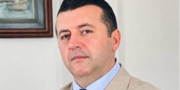 Când algoritmul devine Fratele cel Mare: cum am pierdut controlul asupra realității