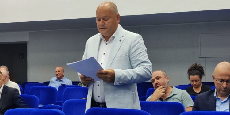 Consiliul Județean Brăila a aprobat studiul de fezabilitate pentru o construcție modulară la Spitalul Județean, pe fondul unor dezbateri financiare, costuri vs. proceduri legale