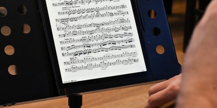 O nouă stagiune, o nouă poveste muzicală la Filarmonica „Lyra - George Cavadia”