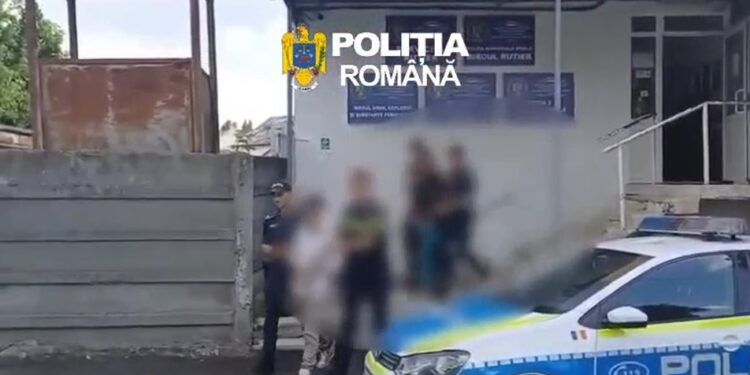 Doi tineri în spatele gratiilor după scandalul stradal din Râmnicelu