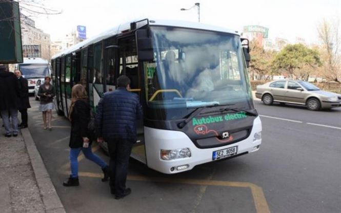 Autobuz electric in probe pe traseele Braicar