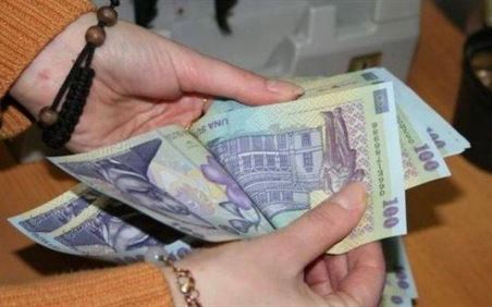A delapidat de la firma la care lucra circa 2.500 lei