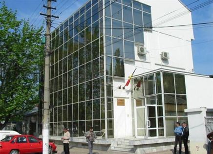 Peste 2000 de locuri de munca vacante