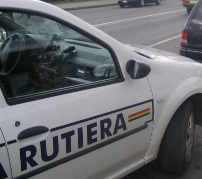 Aproape 200 de soferi vitezomani depistati in primele 3 zile din aprilie