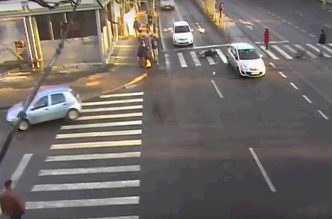 Barbat accidentat in zona statiei de tramvai de la Piata Concordia