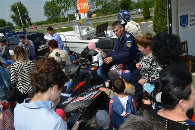 Galerie foto: Împreună, pentru siguranţa copiilor