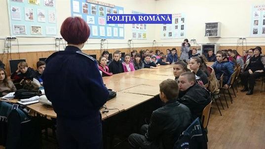 Luna noiembrie – Luna Antidrog